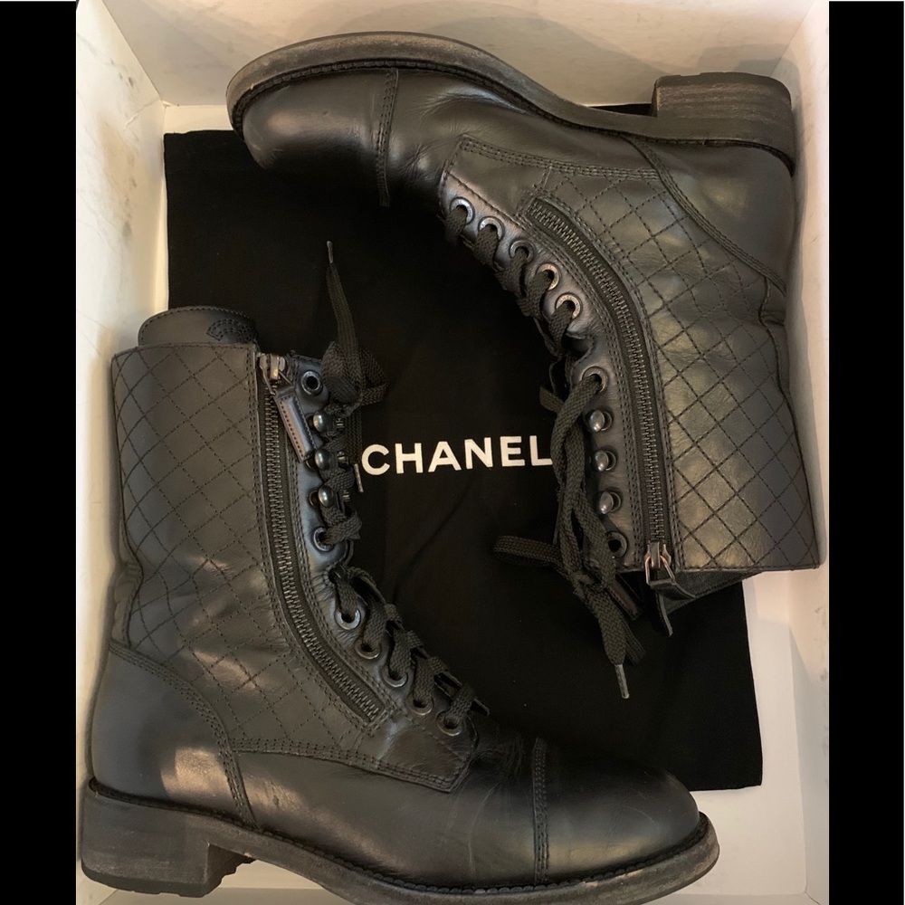 CHANEL quilted leather military combat boots 9 😎